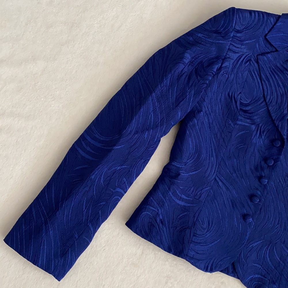 {VTG} John Meyer of Norwich | Metallic Jacquard Jacket Skirt Set Royal Blue (8) - Picture 3 of 16